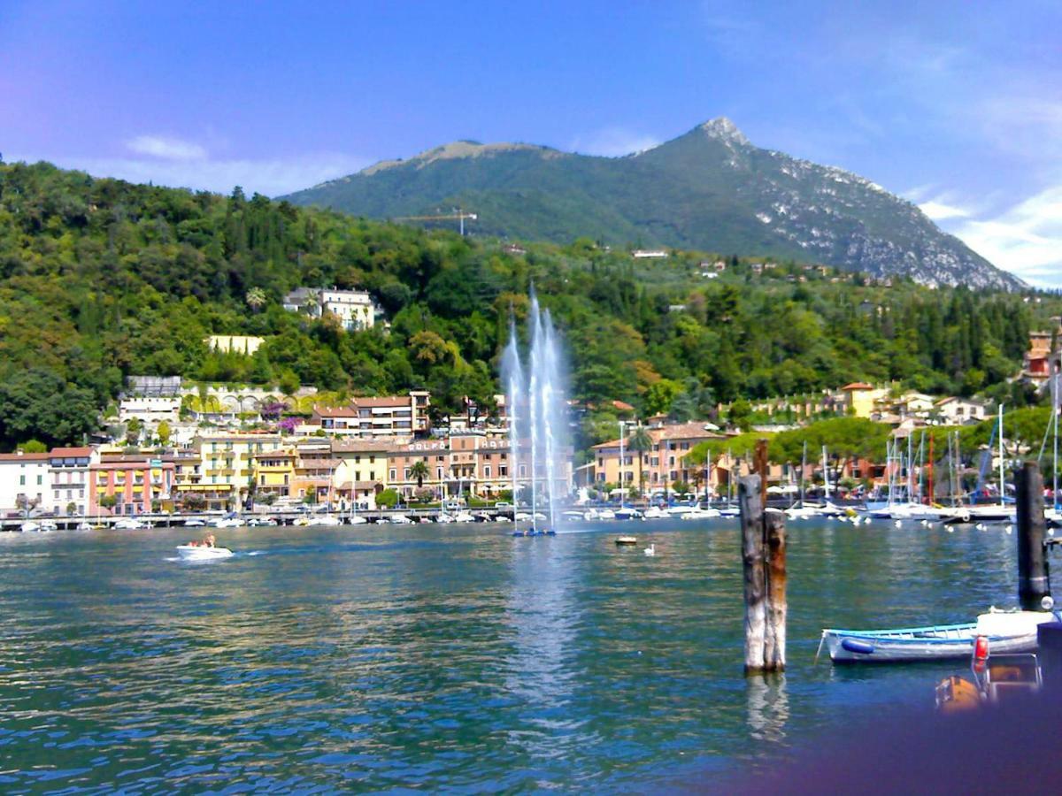 Hotel Lorena Toscolano-Maderno Exterior foto